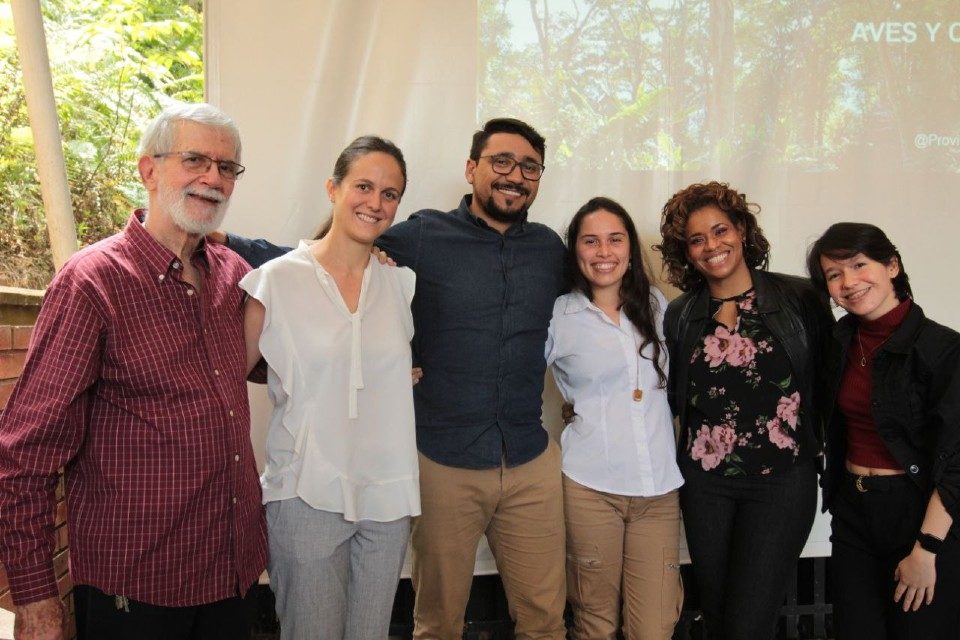 DiarioTalCual's tweet photo. Productores y ONG promueven cultivo de café y otros productos agrícolas bajo sombra #TalCual #ClaroyRaspao #EnVitrina https://t.co/jrMjt5cJIu https://t.co/WQRaLPoJKf