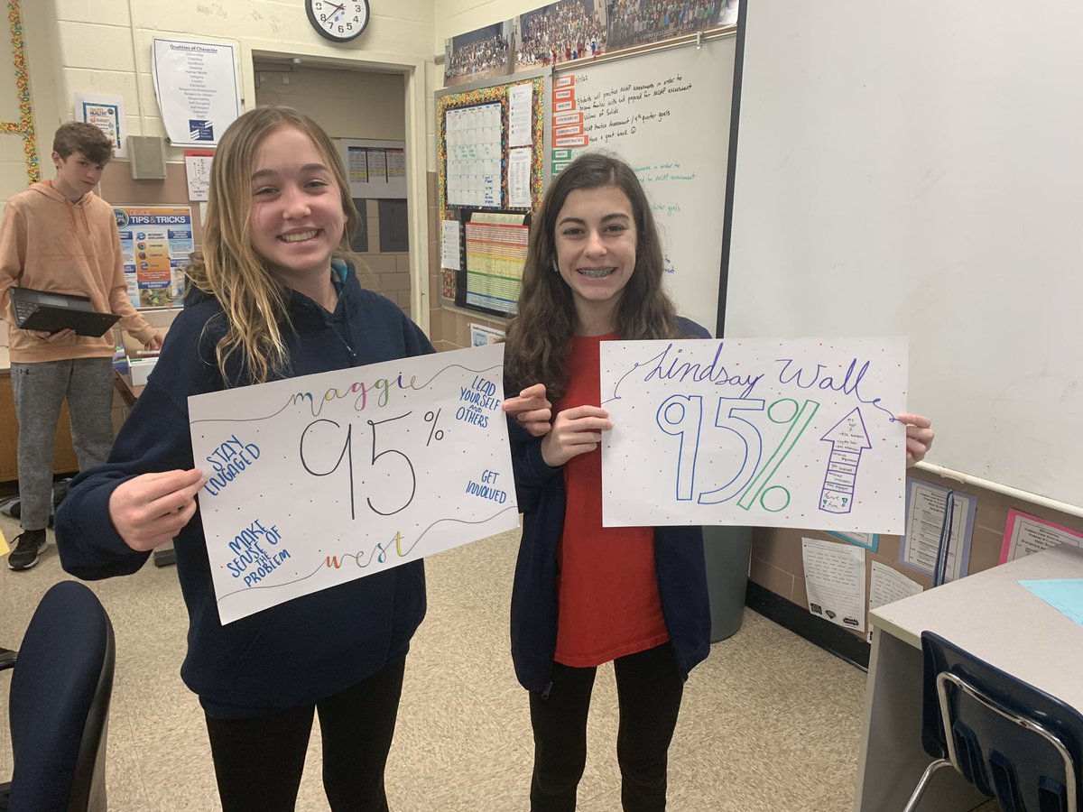 j_eisenberg87's tweet photo. Students @CatonsvilleMS create SMART goals for math class for 4th quarter #achievecreatetransform @BCPSMATH @BCPS_AVID https://t.co/1e67EAVI37