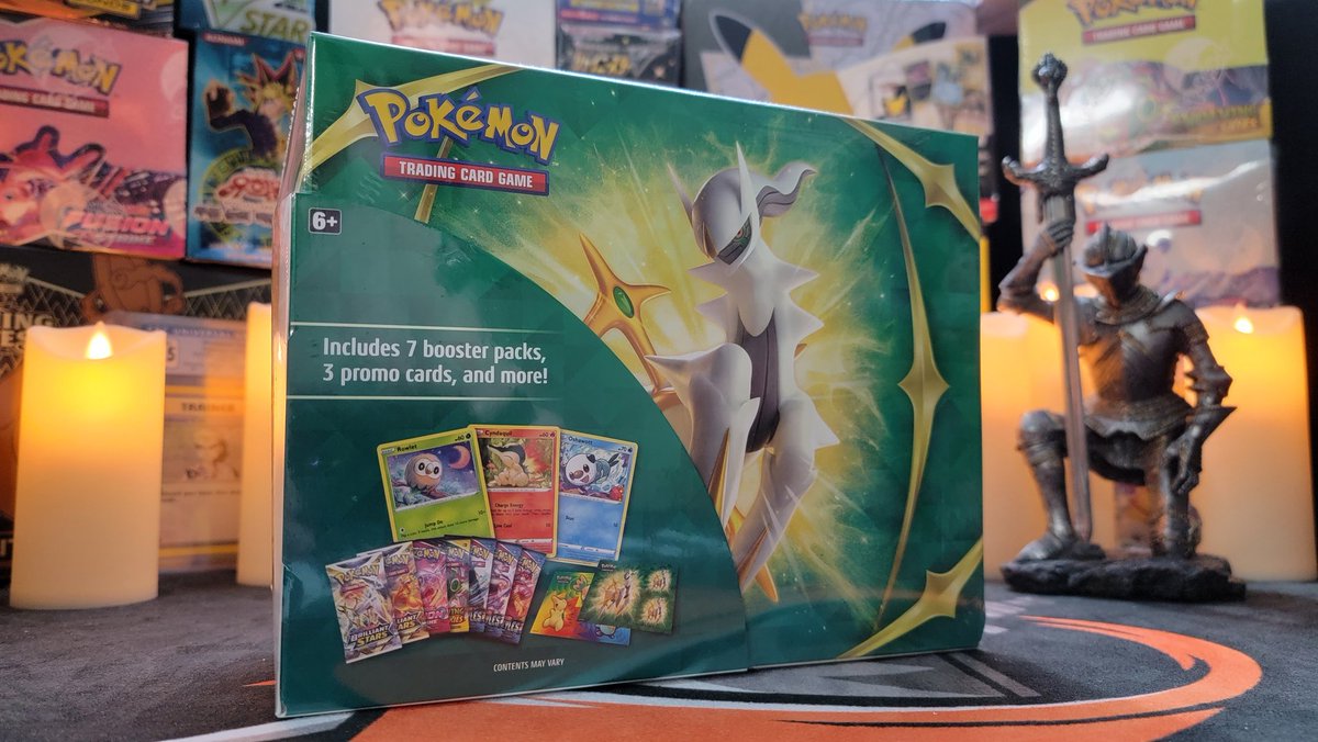 SirKnightTCG's tweet photo. Just got in the new Collector Bundle. Not sure why this exists, but we'll check it out in a new video. #Pokemon #pokemontcg #PokemonSwordShield #arceus #pokemonCards https://t.co/sP4nKmT6lY