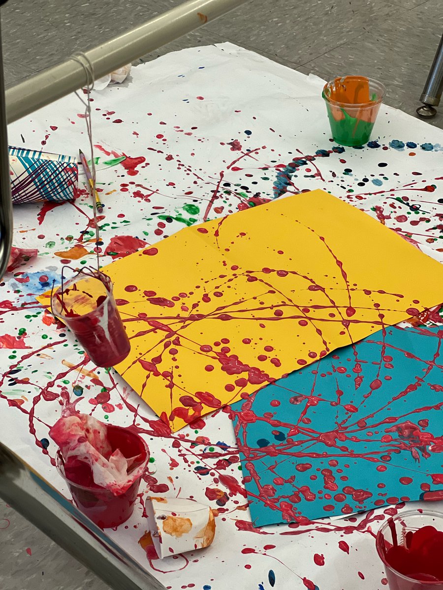 PS31TeacherTalk's tweet photo. Pendulums...Paint...Art >>>STEAM at PS31. Trial and error, persistence >>>SUCCESS! @PS31Wolves @CchavezD31 @SIBOD31 @DrMarionWilson @RoseannHarris62 https://t.co/x2dfJDTR2z