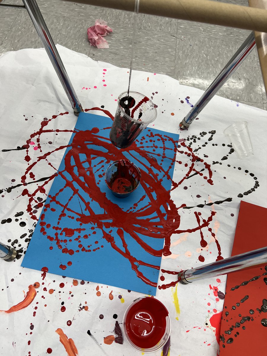 PS31TeacherTalk's tweet photo. Pendulums...Paint...Art >>>STEAM at PS31. Trial and error, persistence >>>SUCCESS! @PS31Wolves @CchavezD31 @SIBOD31 @DrMarionWilson @RoseannHarris62 https://t.co/x2dfJDTR2z