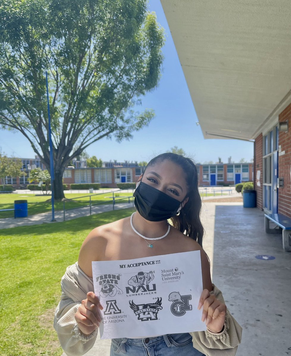 avid__erhs's tweet photo. AVID College Acceptances: America Flores @MrRojoP @MrPorterERHS @ElRanchoHS #fromelranchotoanywhere https://t.co/8tQyELfzoC