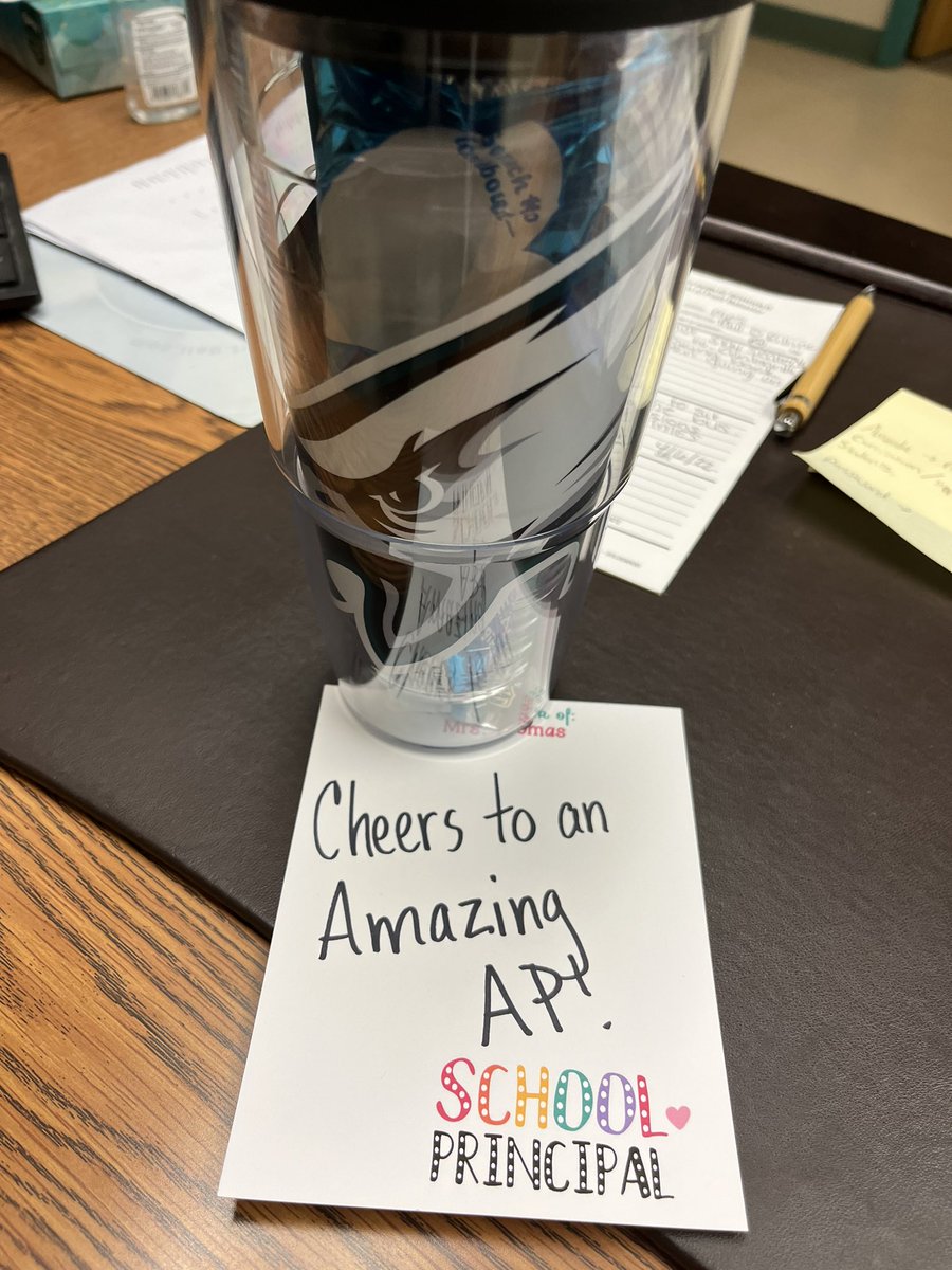 JohnCourtney89's tweet photo. Beyond Grateful to work with such amazing staff who made me feel special this week for #APWeek22. They have made me feel appreciated and valued all week ! One of the best parts of being AP is working with the people around you. Can’t thank them enough! #Teammightymustangs #ccps https://t.co/3eoW7kaJnd
