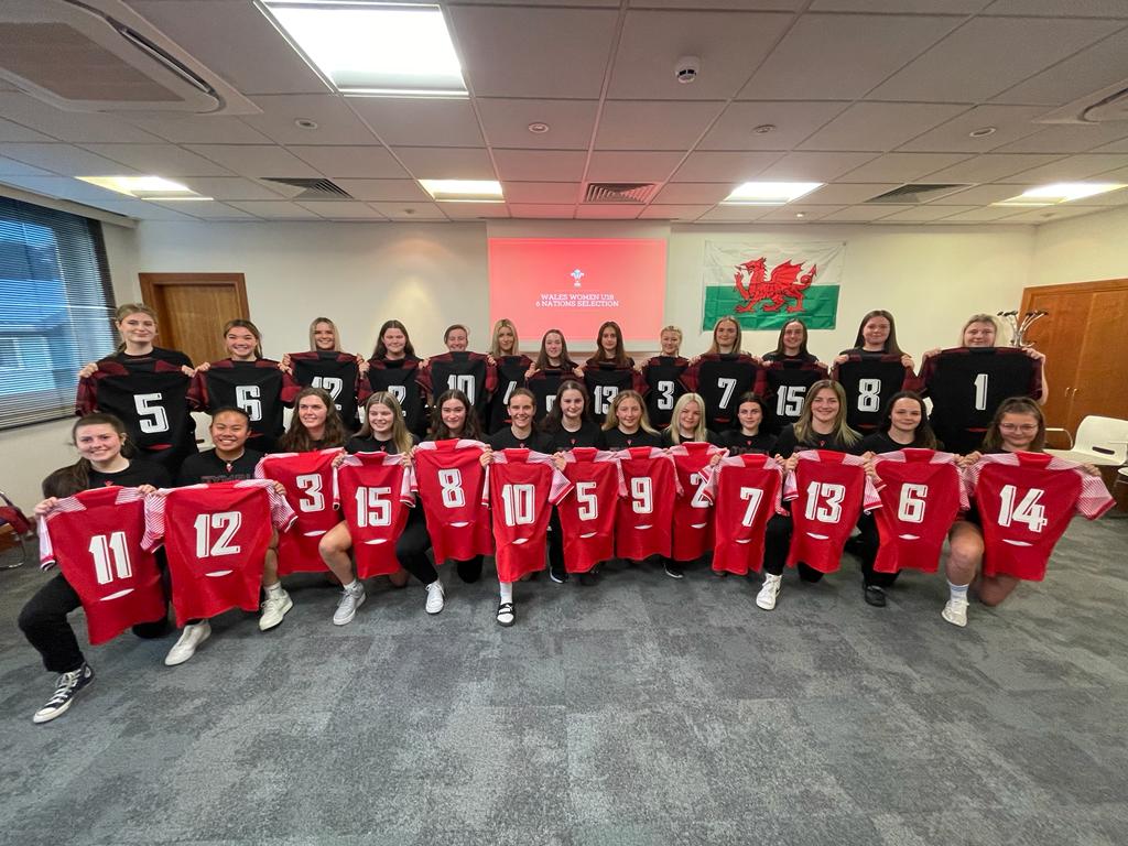 WelshRugbyUnion's tweet photo. The Wales Women U18 teams to start against @Scotlandteam and @Federugby in festival fixtures tomorrow 🙌🏼👏 https://t.co/HSIUMBX78M