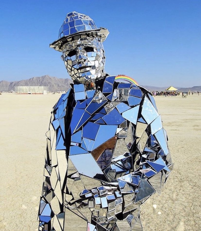 burningmanfash's tweet photo. One of thee coolest outfits at BM
#burningmanfashion #burnergirls #burningman #blackrockcity #festivalfashion #burners #playa #deepplaya #industwetrust #spiritualawakening #burnerbabes #burnerbike #burnerstyle #burnergirl #festivalmakeup #burnermen https://t.co/4LiNnWbdqk
