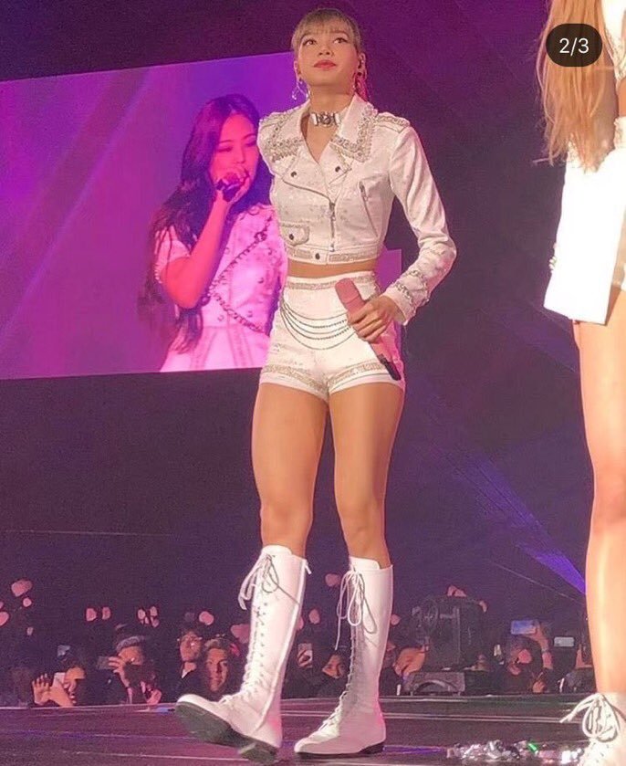 MightyMonita's tweet photo. Lisa probably heard hip pads, and said "Where would I be needing thos for?"😌🔥🔥🔥 https://t.co/B6zu7axwGh