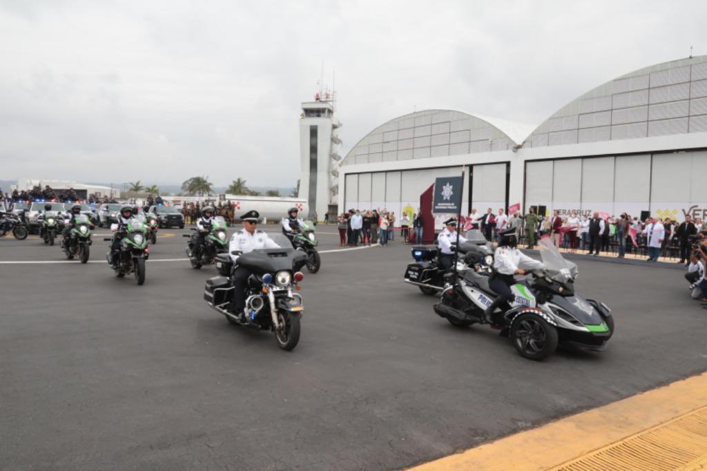 CuitlahuacGJ's tweet photo. Con más de 12 mil elementos de fuerzas de tarea federales, estatales y municipales se estará brindando apoyo y atención durante este periodo; así mismo exhortamos a la población a respetar las siguientes recomendaciones: https://t.co/qnaR8y5Sen
