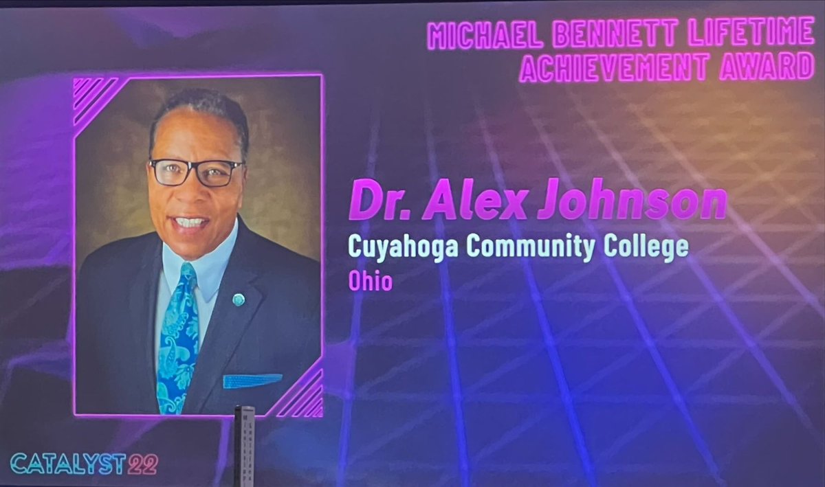 jimmysawtelle's tweet photo. .@golctcs proud to see former @delgadocc Chancellor and @TriCedu president @TriCPrez and former #LCTCS president and @dallascollegetx president Dr. Joe May at @PHITHETAKAPPA’s #Catalyst22. Today, they were awarded the #PTK Michael Bennett Lifetime Achievement Award! https://t.co/jX4IBmj2WK