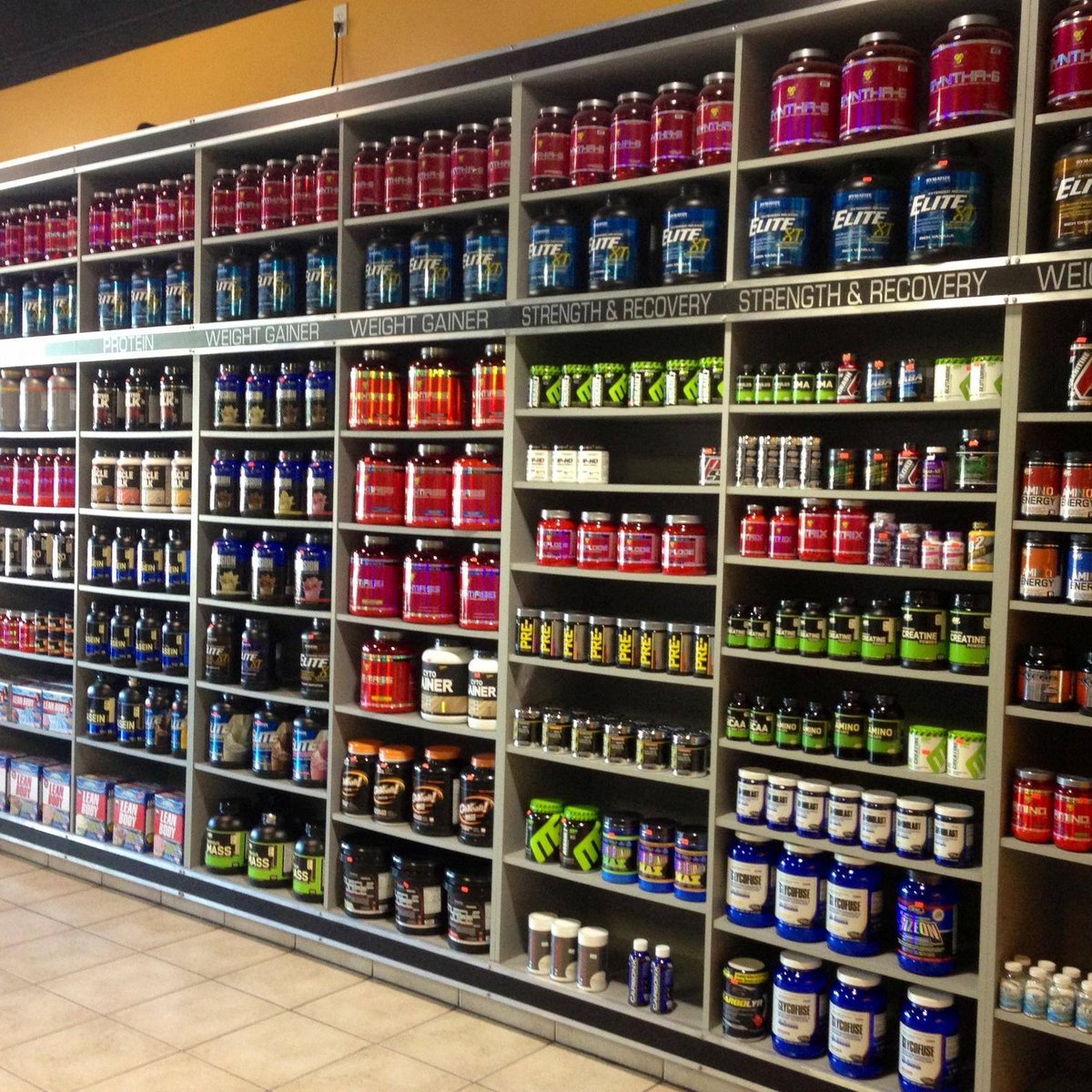 smoothiefactory's tweet photo. Is your supplement supply running low? #SmoothieFactory has you covered! https://t.co/AXCZlIXMsD