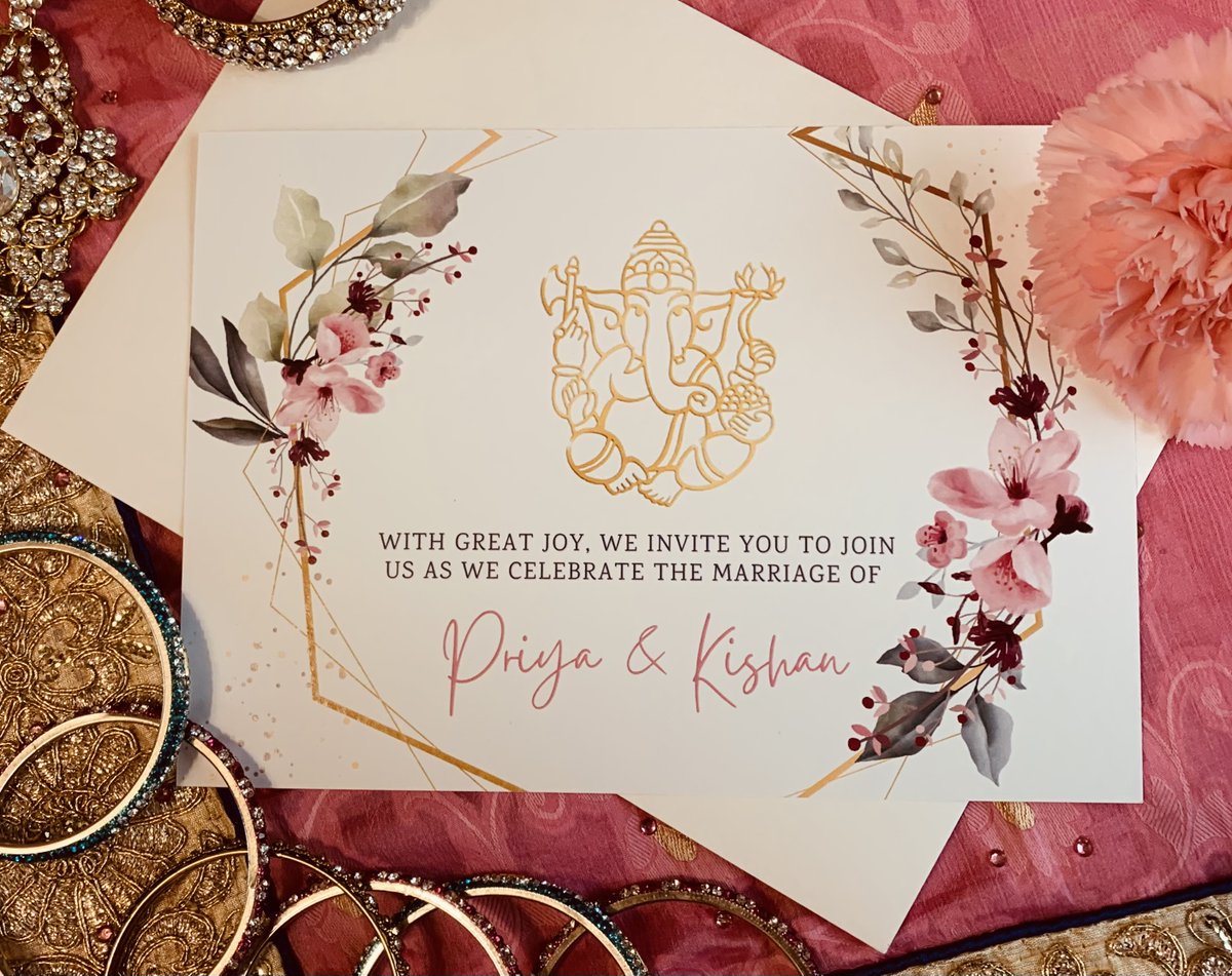 The original and the best! 😍 Here's the cover card of our first printed Indian wedding invitation design! On 300gsm textured card, the finish is absolutely stunning! 

etsy.com/uk/shop/RMInvi… 😊

#HinduWedding #weddinginspiration #weddinginvites #BigDay #IndianWedding