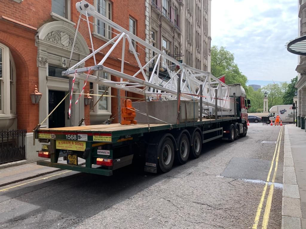 AbrahamTch's tweet photo. We coordinate all logistics as part of getting your tower crane erected and dismantled.

Trust the Experts at A Abraham Tower Crane Hire for your #towercranes #cranehire requirements. https://t.co/1CAW3PrQLZ