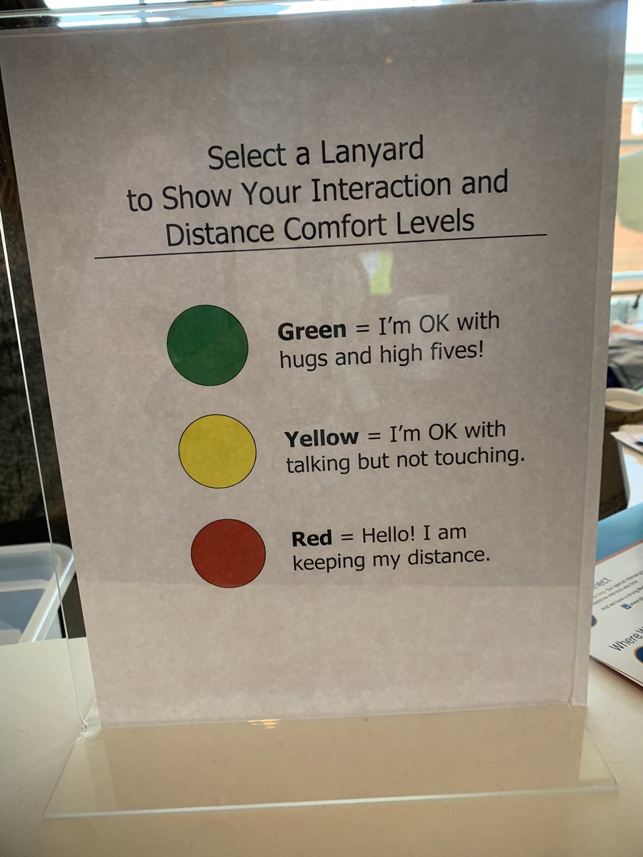 JennyLeeHowell's tweet photo. A health decision made by attendees of #SBM2022 (Society of Behavioral Medicine). We counted and have the data on peopleโs choices. What % of attendees do you think chose each (Red, Yellow, Green)? Iโll give a prize for the closest guess! @SBMHealthDM @BehavioralMed https://t.co/ZxoPUYKQk4