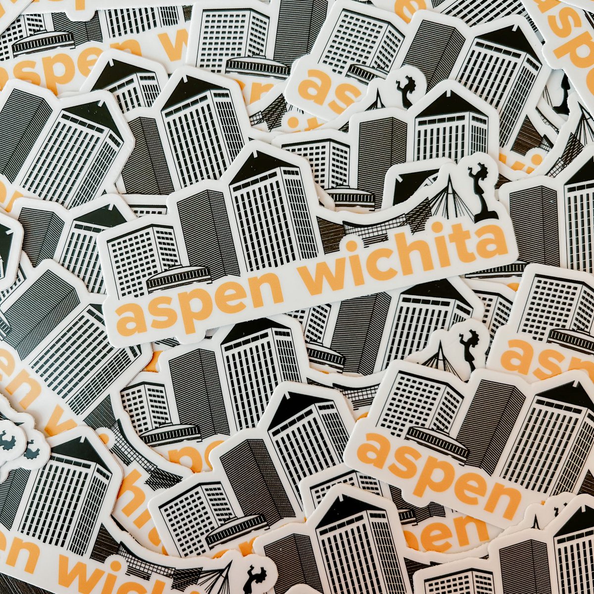 We can’t wait for you to live at Aspen next year! Sign a lease this weekend and receive waived fees. #LiveAtAspen https://t.co/TE0P28Bo8B