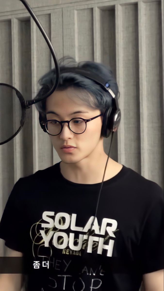 bbyjmsh's tweet photo. Huaaaa anak baik, walaupun baru biasin mark bbrapa bulan yg lalu smpe skrng pun msh:)
Thank you so much buat kerja keras kamu🥺💚, love mark. We love you mark💚 

#6yearswithmark 
#MARKLEE 
#MARKLEEWELOVEYOU https://t.co/otbeknXuu3