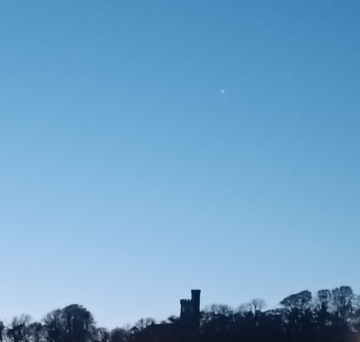 Masonbrook's tweet photo. Day 97 &amp; 98 #100daysofwalking2022 #round2crew @NTBreakfast very late walk yesterday evening and a walk just before dark this evening, it's the weekend 🍷 https://t.co/hayMroFX2t