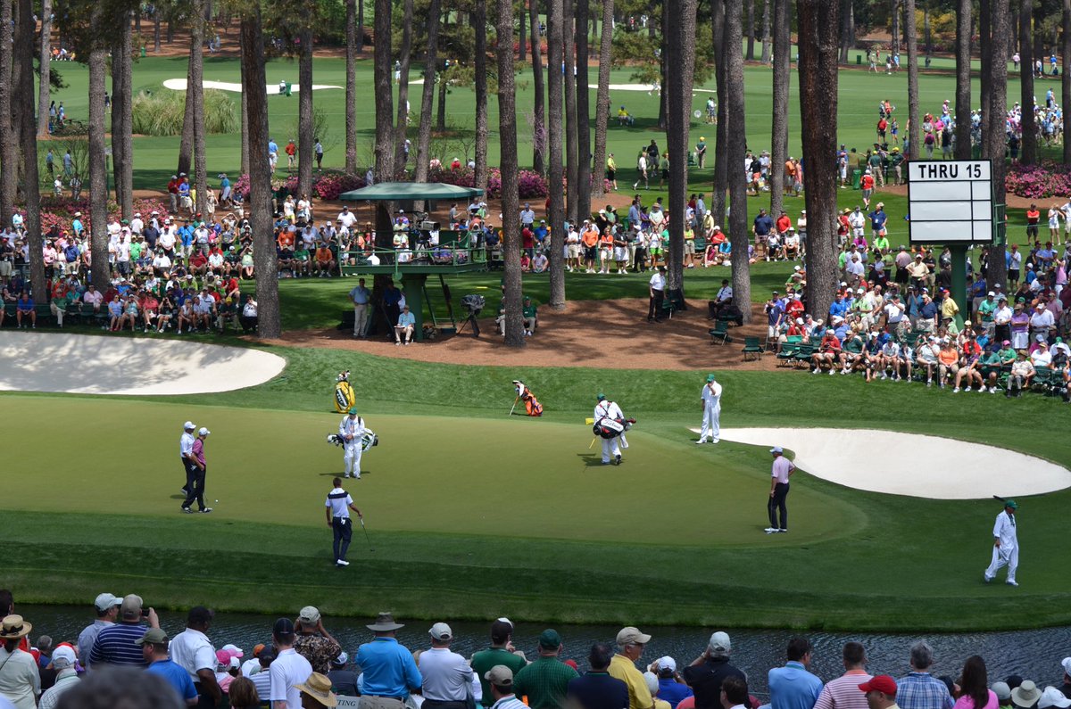 EricFrancis's tweet photo. Sitting at the airport, watching the world’s greatest sporting event , has me dreaming of loitering at #GolfTown in preparation for the summer.
Oh, I’m also dreaming of sitting where I was on 16 when I took this pic a few years back.
#CheeronMike https://t.co/Er0iARHwhL