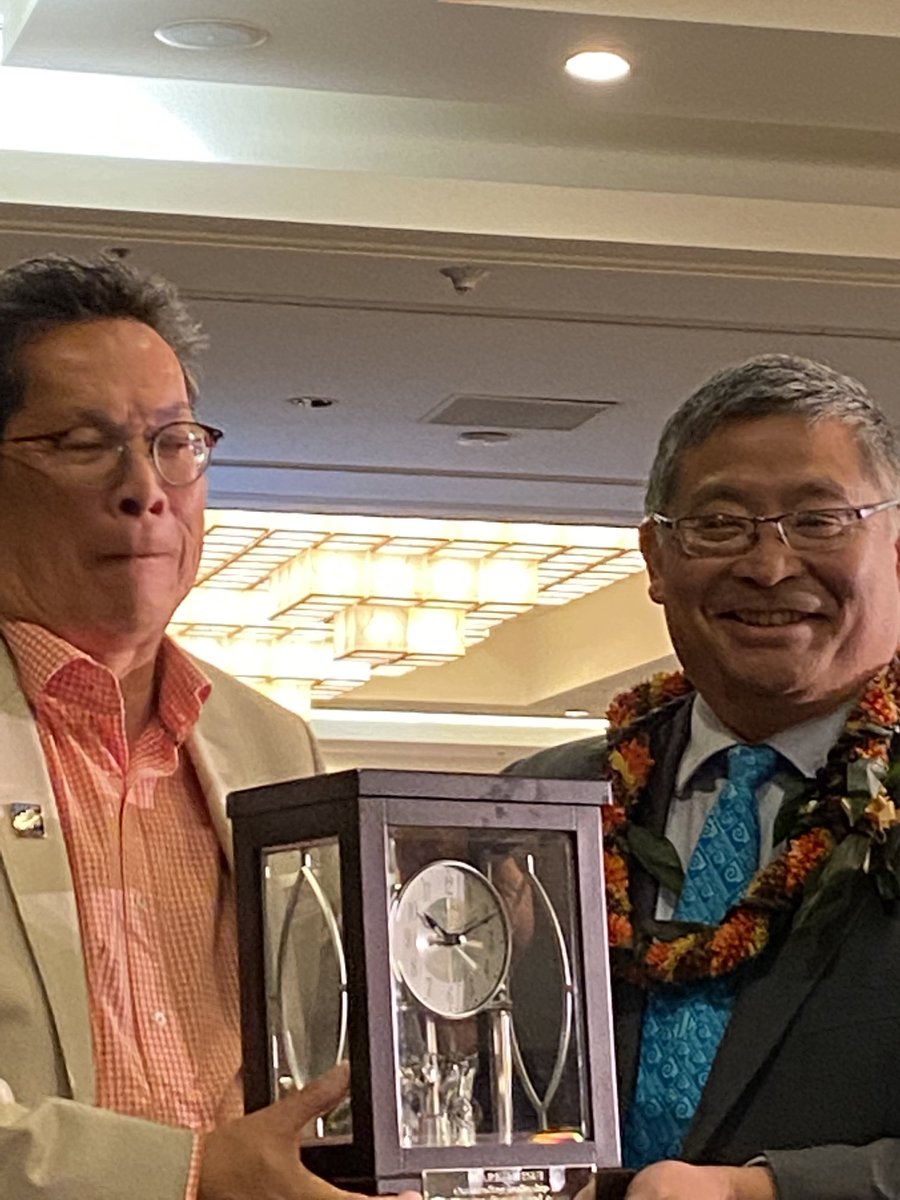 R_TomanengEdD's tweet photo. Congratulations to #DrMarkMitsui on receiving #APAHE2022 Leadership Award!👏🏽👏🏽👏🏽
#Educate #Advocate #Advance @PrezMitsui @APAHENational @Comm_College @SantaRosaJC @SJCityCollege ��@DiverseIssues https://t.co/AKWS1Lprq2