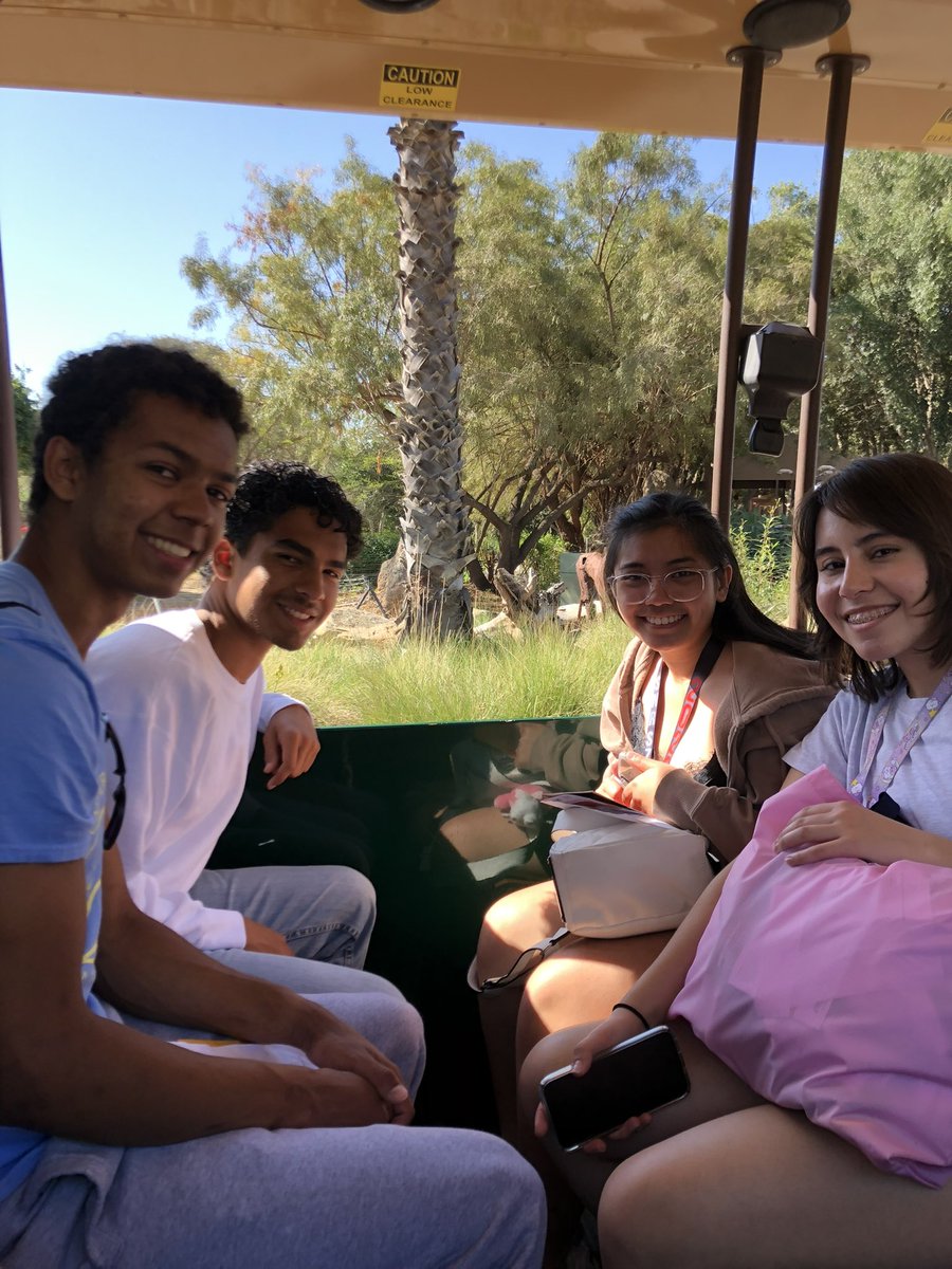 Cen10IB's tweet photo. @Cen10Huskies IB Biology went on a field trip to the @sandiegozoo Safari Park. For some students, this was their first experience at the park. I cannot wait to see their Scavenger Hunt Selfies #cen10ib #ibbio #ib_dp https://t.co/lx5boj2CFM