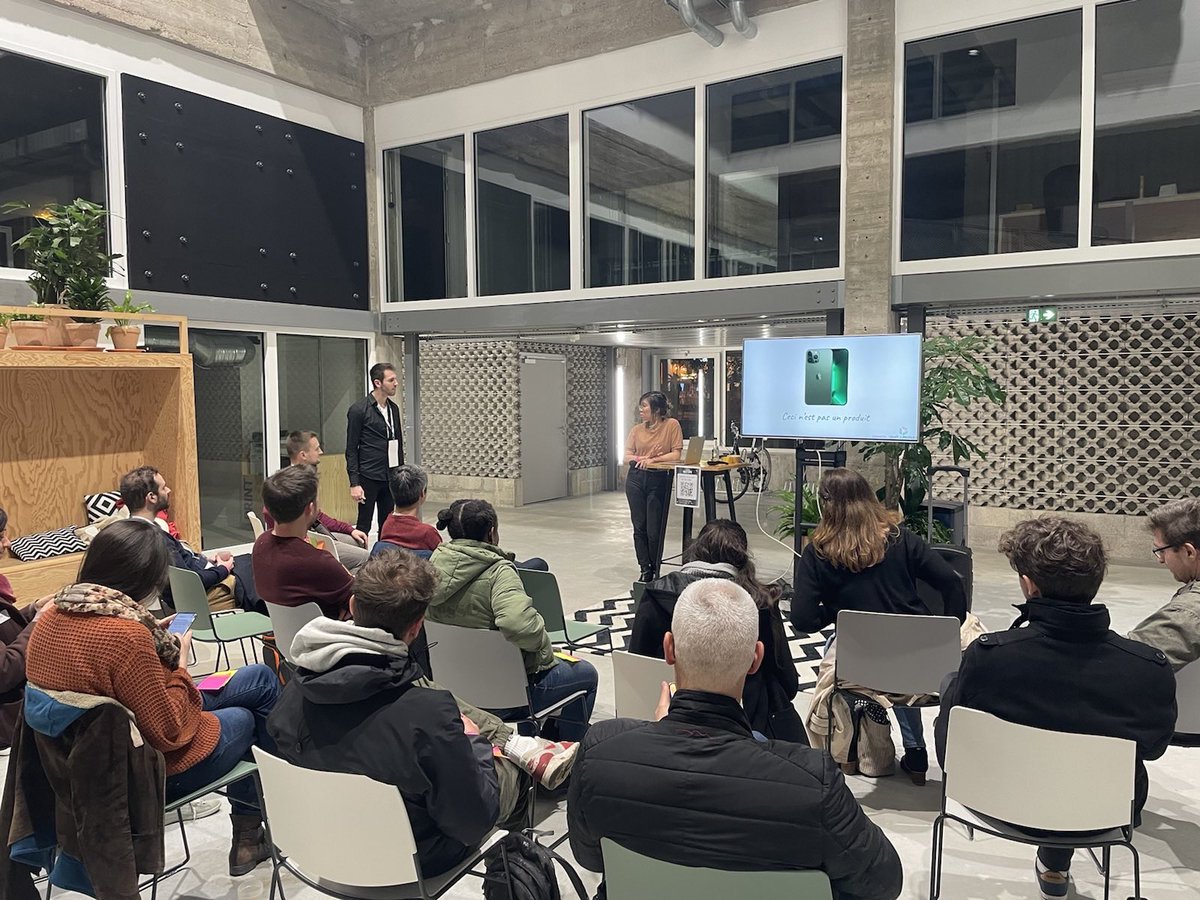 CraftUrProduct's tweet photo. Clap de fin pour cette nuit des meetups réussi! Merci à la @CantineNantes ! Supers talks dont  @maury_agnes et @sebfauvel https://t.co/FDea41QyVe