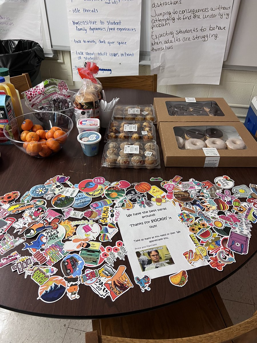 mrskaylaprice's tweet photo. #ParaprofessionalAppreciation @bryant_259 We have the best around! Breakfast bar and vinyls! #wpsproud https://t.co/XqGvEhykDZ