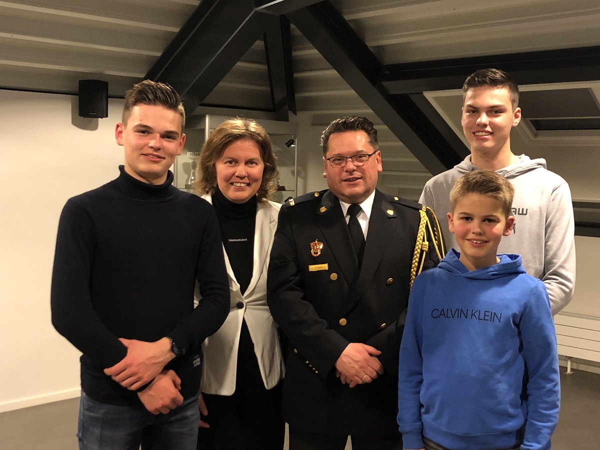 Wat een avond….jubilarissen en afscheid van onze Richard na 23 jaar en onze Aart na 45 jaar!! <a href="/VNOGregio/">Veiligheidsregio Noord- en Oost-Gelderland</a>