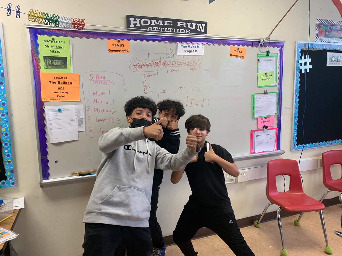 ShenandoahMS's tweet photo. It is #FlashbackFriday! This week, Ms. Midence's math students have been learning about statistics.  They collected &amp; organized data on the daily average of cell phone usage of the 6th grade classes. Check out their process. #SMSMath @MDCPS @MDCPSCentral @SuptDotres @MDCPSMath https://t.co/p3pApKztCk