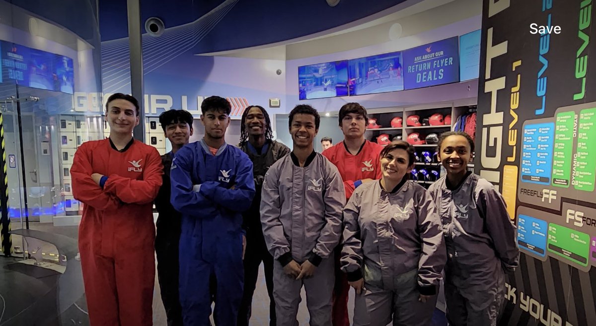 Cen10IB's tweet photo. @Cen10Huskies IB Physics and AP Physics 2 students made lifelong memories at iFly Ontario learning about their wind tunnel system, terminal velocity, and how to indoor skydive #ibphysics #ibdp #cen10ib #iflyontario https://t.co/GLFqx856gW