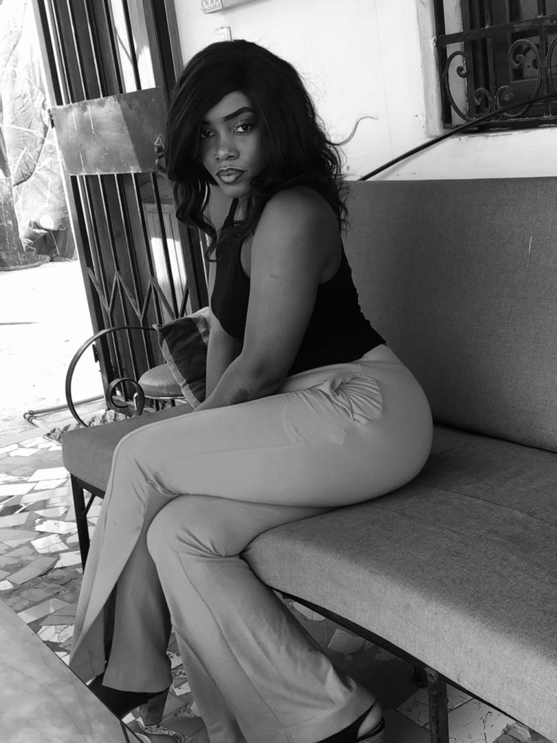 Aminata_SK_'s tweet photo. Noir blanc leu dh🥰🥰 
♥️🌹💍 https://t.co/BOF1RdKLcb