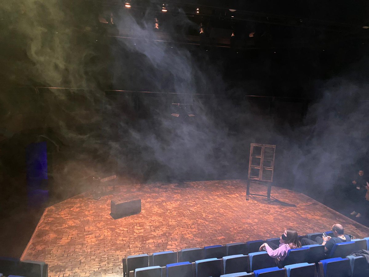 More photos to come… I couldn’t have been more proud of the cast of #CableStreet today. An amazing performance at The Drum at #theatreroyalplymouth as part of the #NTConnections from the <a href="/KEVICC/">King Edward VI Community College</a> students. Well done… what a performance. An incredible end to an incredible journey