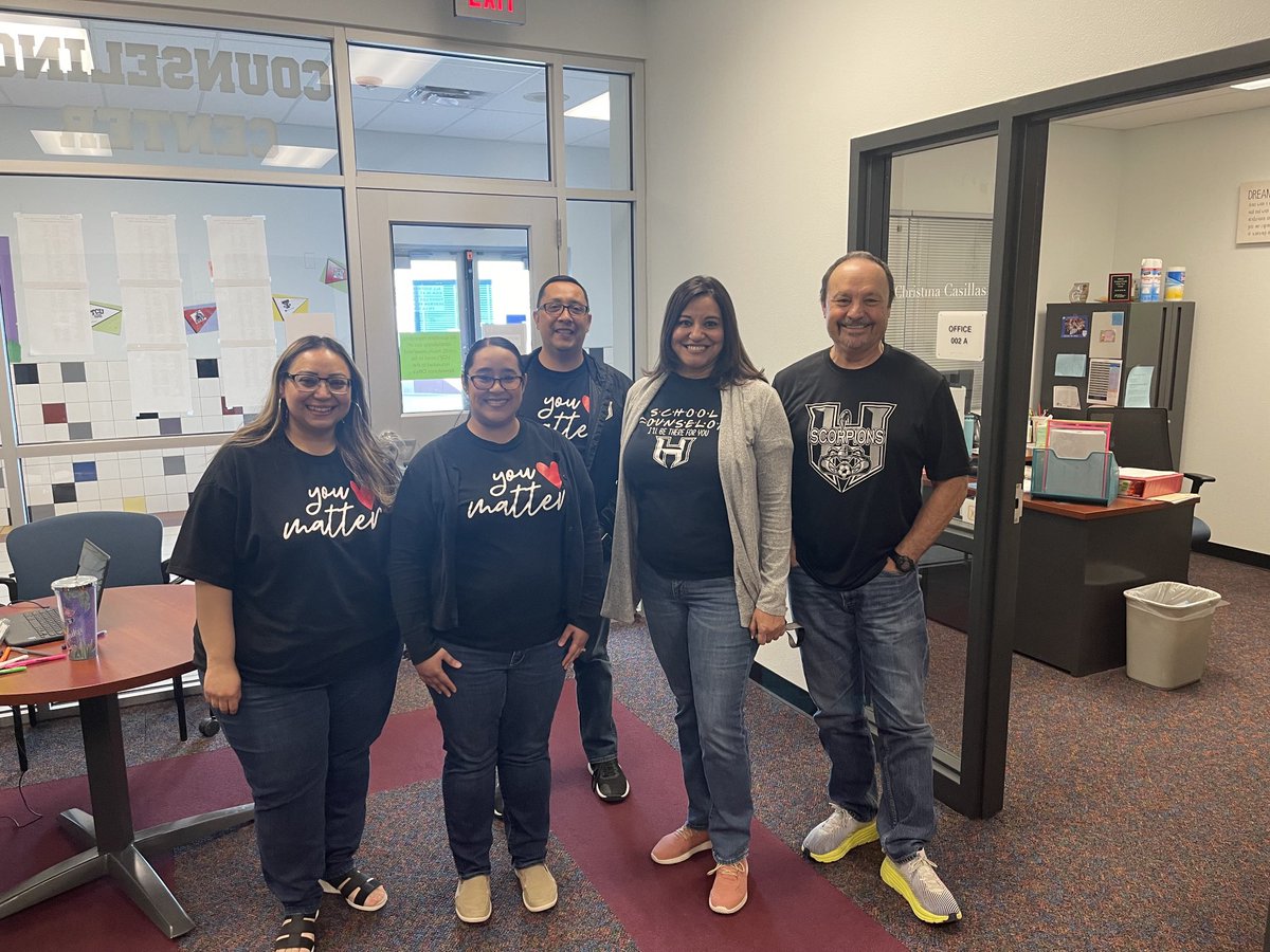 BAILONANGELICAM's tweet photo. Our amazing counselors taking care of our students every day! #HeartFirst #RegulatingToLearn #YouMatter https://t.co/r2mWjTpHMA