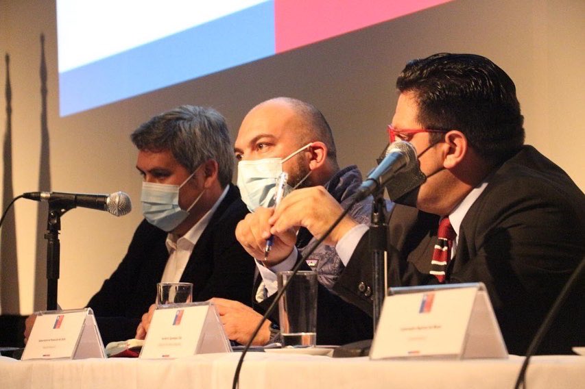 DPRMaule's tweet photo. 📌Hoy se desarrolló la primera mesa intersectorial de convivencia escolar y seguridad liderada por el delegado regional @humbertoaqueveque y el subsecretario de Prevención del Delito, Eduardo Vergara, junto a la gobernadora @cribravoc y diversas autoridades regionales y comunales https://t.co/vT5gGfhZYW