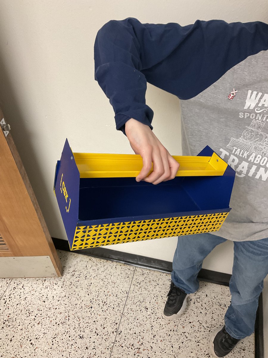 STEAMing full swing ahead. Engineering meets Technology meets Art. Metal Work project (toolbox) done!

<a href="/IroqMS/">IroquoisMS</a> <a href="/NiskayunaCSD/">NiskayunaCSD</a> #NiskyEPIC #teced #education #STEM #STEAM