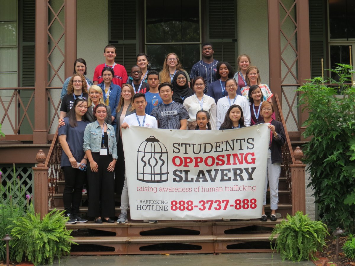 LincolnsCottage's tweet photo. Attention young activists!  We have extended the deadline for our #SOSSummit applications until May 1st. Don't miss the opportunity to join us in DC for a week this summer: https://t.co/TuTowXBqx4
#StudentsOpposingSlavery #CommunityService https://t.co/gINvzuavdy