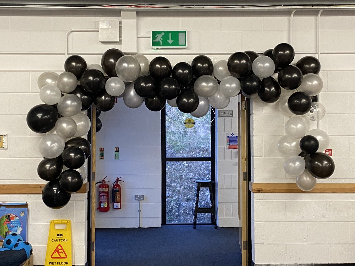 DrumaleeGFC's tweet photo. All set @DrumaleeGFC for our club Underage Open Day tomorrow 10.30-12 pm. All welcome to come along &amp; see our new facilities &amp; what our club offers boys &amp; girls of all ages &amp; abilities . #fun #friendship#neartagusmisneach https://t.co/Tqotb3Ltp2