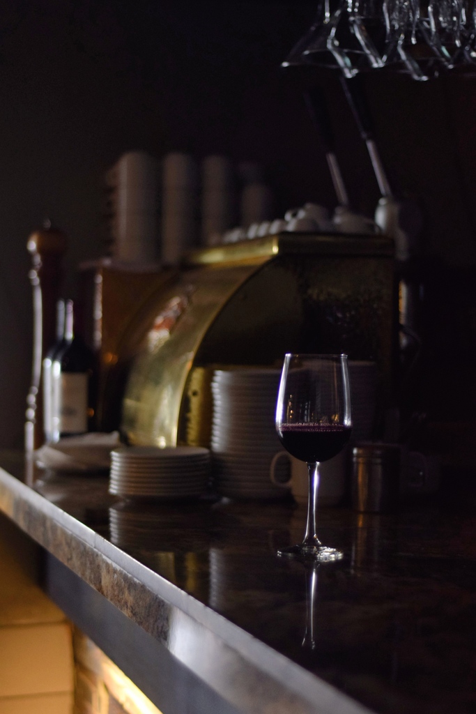 MBDRestaurant's tweet photo. It's Friday and it's Wine-O'clock! Come in for your favourite glass of red and perhaps a delicious meal to pair with it! 🍷 #rediscoveraclassic https://t.co/gY6sln6FFg