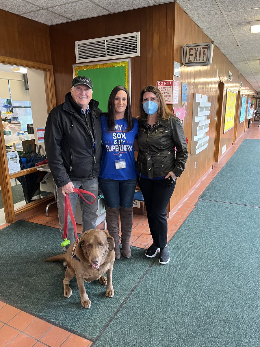 Authors Rick Gary and Christy Casciano Burns visited a classroom with their therapy dog, Ringo!