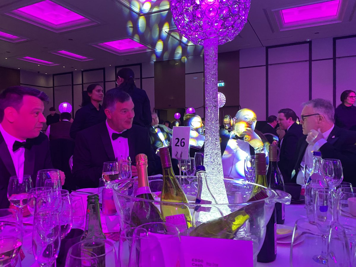 essential_wendy's tweet image. Great night with a great people last  night. So good to see @essential_robin and @Essential_Gary being nominated for the special Recognition Reward for giving back to the industry #PSCAwards #TeamEssential