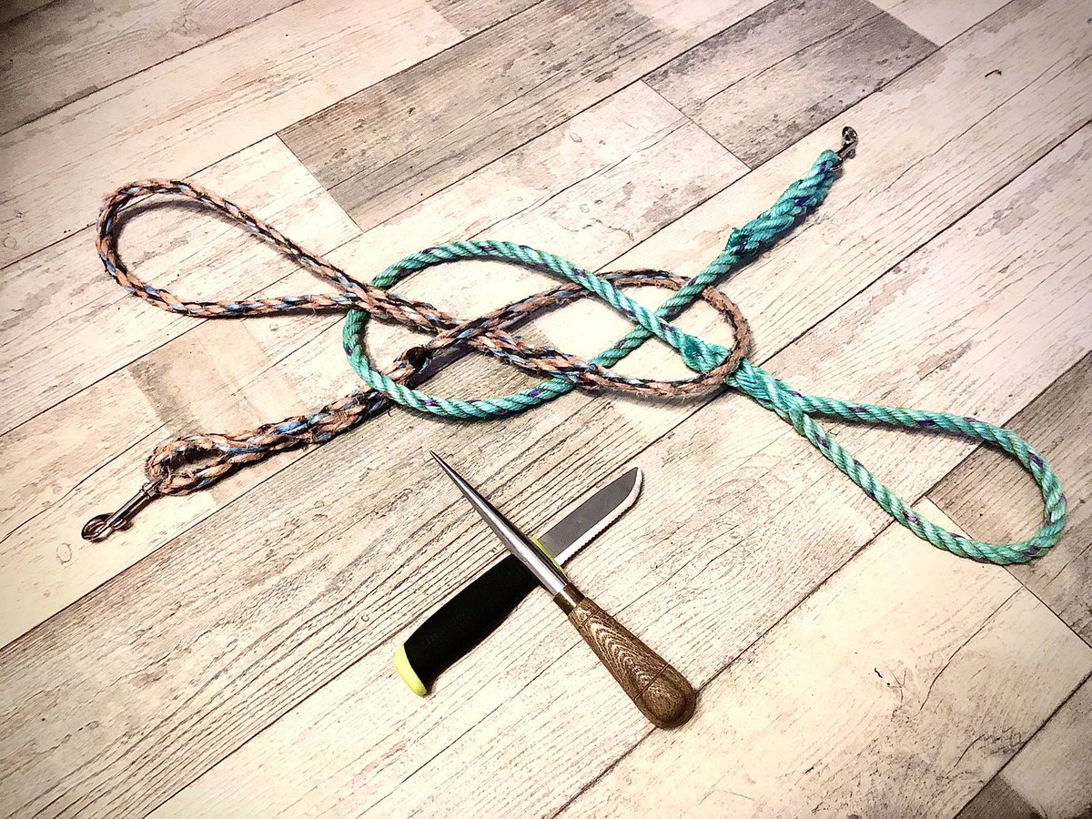 CastawayRope's tweet photo. Itโs #doglead night here at #castawayropeworks ๐ฆฎ weโre busy working with a load of different ropes from all over the county! All our products are made of discarded, abandoned or washed up commercial fishing rope!. #dogleash #dog #woof #cornish #theoriginals #seamanship https://t.co/TlSnViFKbd