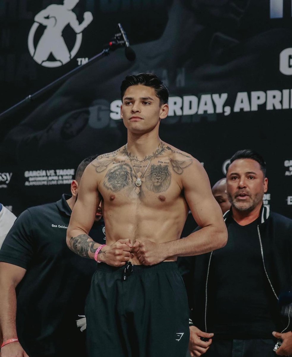 RyanGarcia's tweet photo. Respect Battle War ⚔️🥊 https://t.co/D5XRZplboF