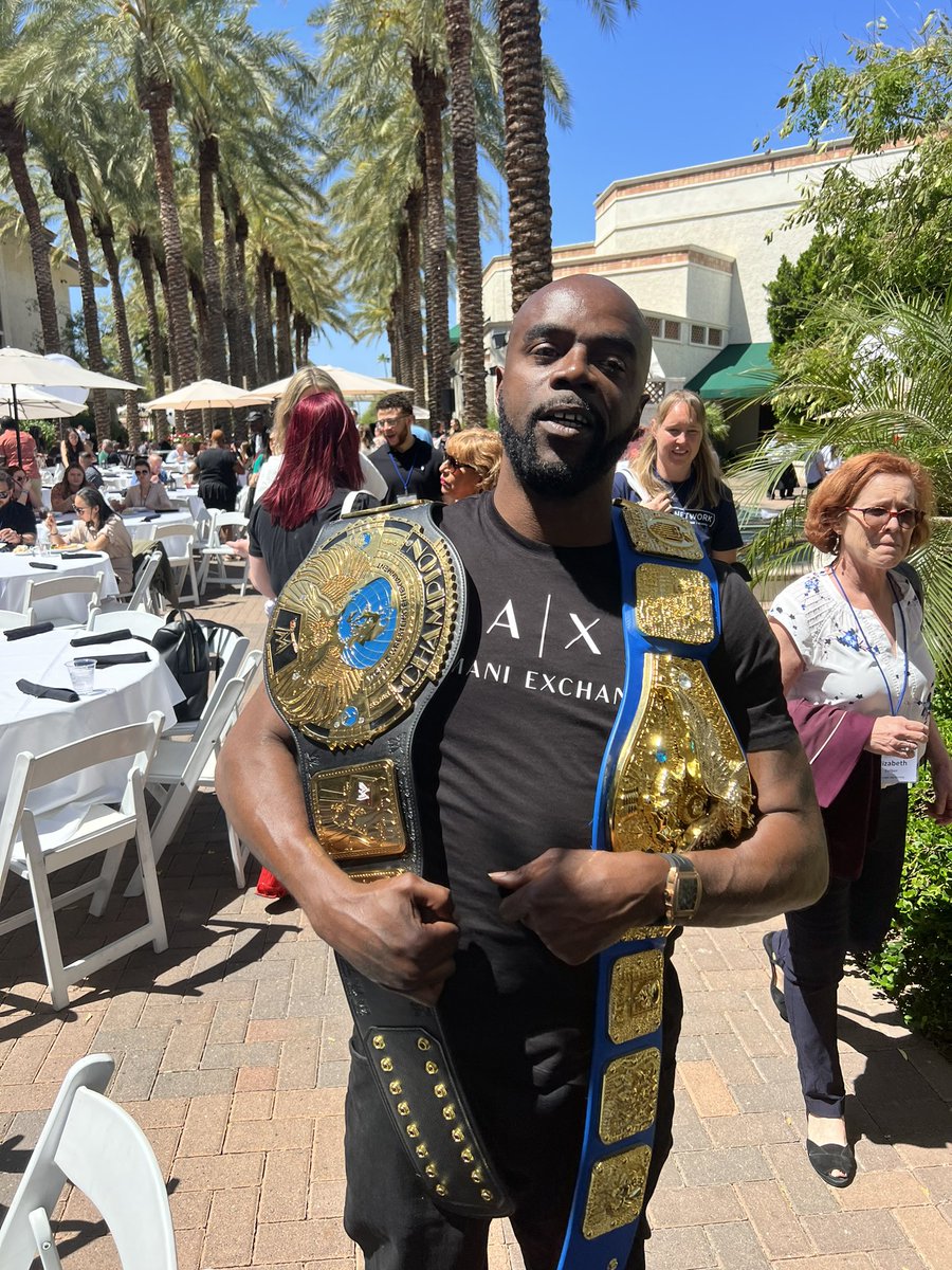 RobertJonesnola's tweet photo. Champion🏆 : I AM NOT AN ATHLETE.
****
Be a champion of your life. #beanovercomer 

#beawesome #happyfriday #movtivationalquotes #mindsetmatters #thetruepowerofendurance #livelifetothefullest 

Like👉Share 👉Comment https://t.co/cWpETXbygb