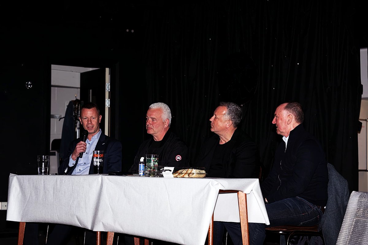 Echoes of Glory Nights tweet media