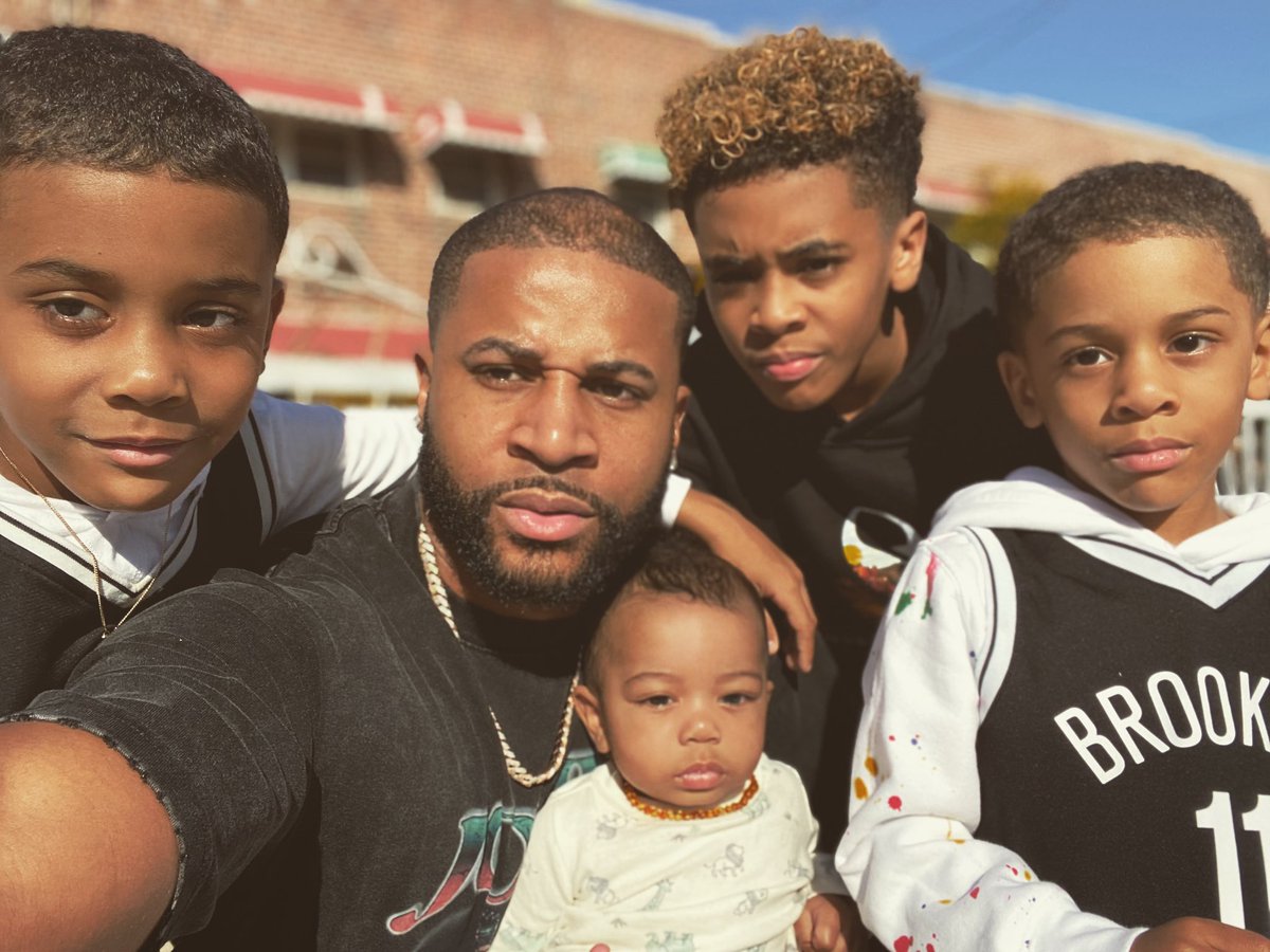 iamdevale's tweet photo. Kota is 5 months today. We coming back to Brooklyn as much as possible because there is no place like home.
#DevalesTruth #JustDadding #RaisingKings #JaxRoKazKota #ThemEllisBoys #MillennialParenting https://t.co/iyxgUxgygf