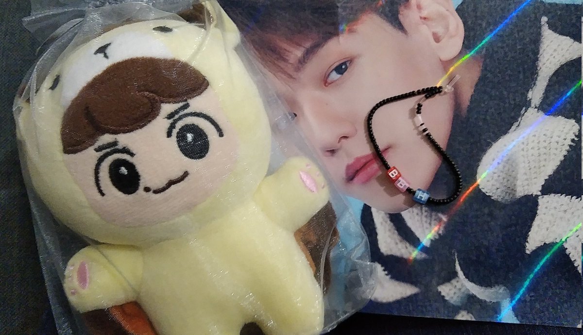 MoanC1_'s tweet photo. Feedback super positivo pra @HAlienShop, que me vendeu esse Baekhyun lindinho, e chegou super bem embalado e com brinde! Fui bem atendida também! Recomendo💕 https://t.co/J0yoQEjiB7