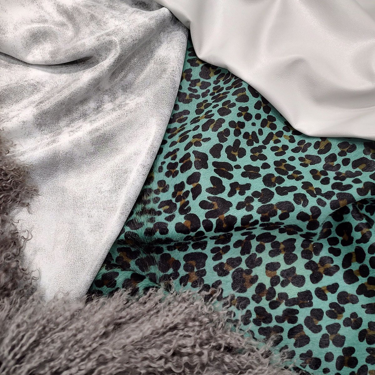 TXLeatherGoods's tweet photo. SALE!!! SALE!!! 

We are running a sale on our Leopard Turquoise featured. Paired with this is our Heavy Metal White Graphite, with our Cambridge Antarctica, and our Grey Tibetan! 

Also all of our Turquoise and Hot Pink Cheetah AND Leopard are on sale too!  
#leather #cute #TLG https://t.co/50BrBNAzDm