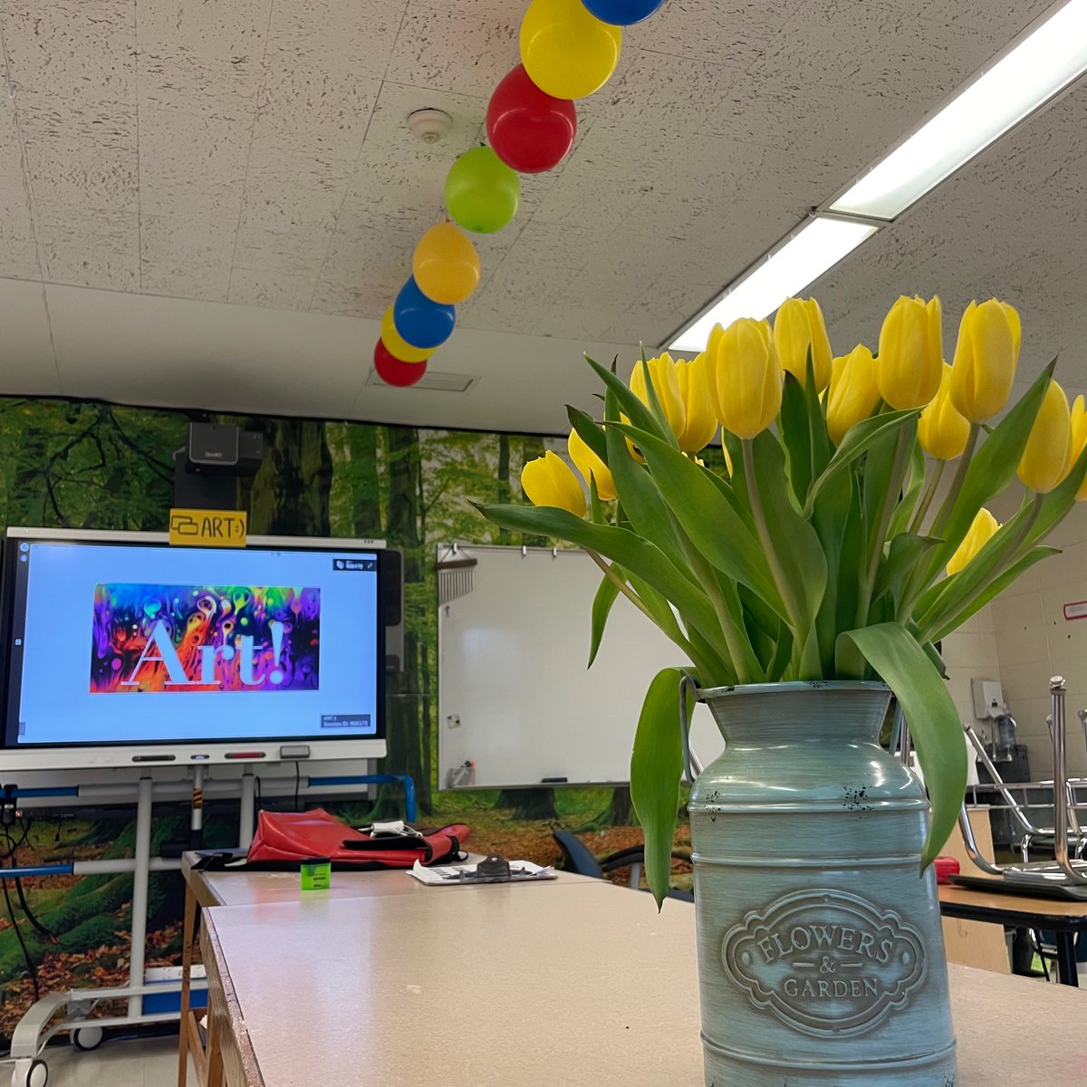RMSArtists's tweet photo. Celebrating the start of the fourth and final quarter with a great new group of students! Looking forward to seeing the art they produce. #D90Learns https://t.co/D5JJle6R4E