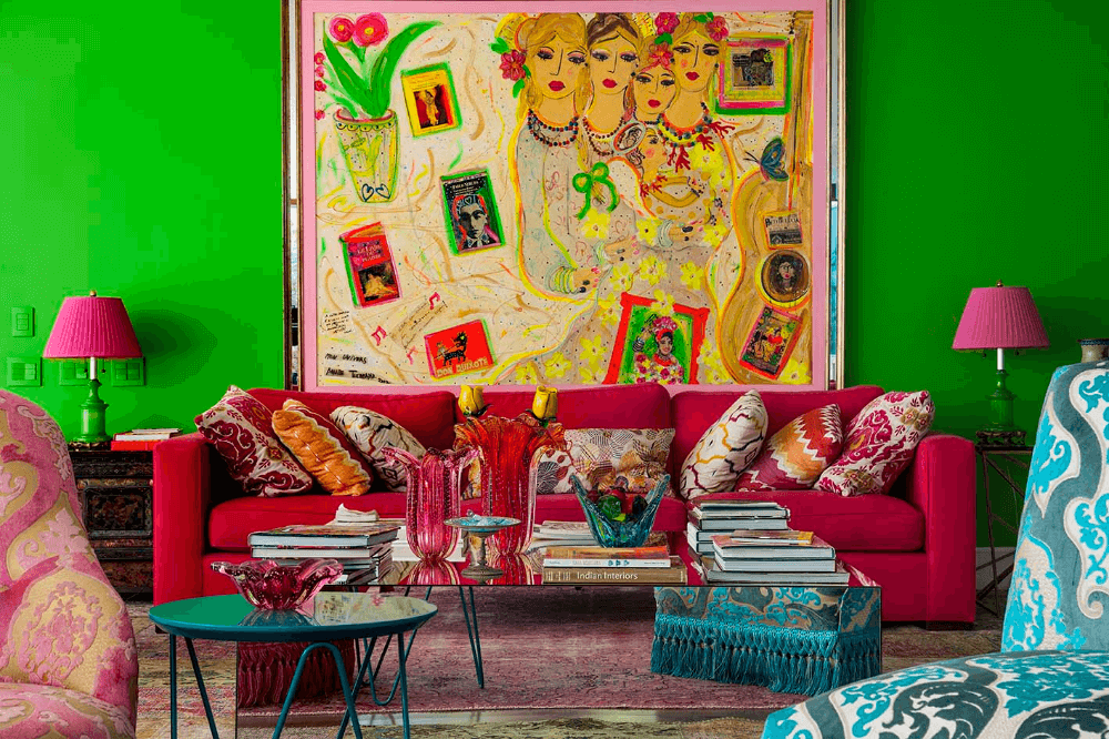 giadesignco's tweet photo. In the past, maximalism had a bad rap because it can look like spaces have been decorated by someone who has slugged back seven cups of coffee while nursing a hangover. #homedecor #maximalism #creativity #eclectic #colorful https://t.co/XEgXlpSrk7