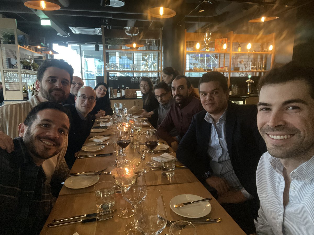 EstalinReyes's tweet photo. Ayer, cena con los compañeros de trabajo del proyecto #Folloline 🇳🇴. Celebrando la energizacion del proyecto 👏👏🤘🤘
Un proyecto más, una experiencia más y una etapa más de mi vida. https://t.co/bRroitQ42o