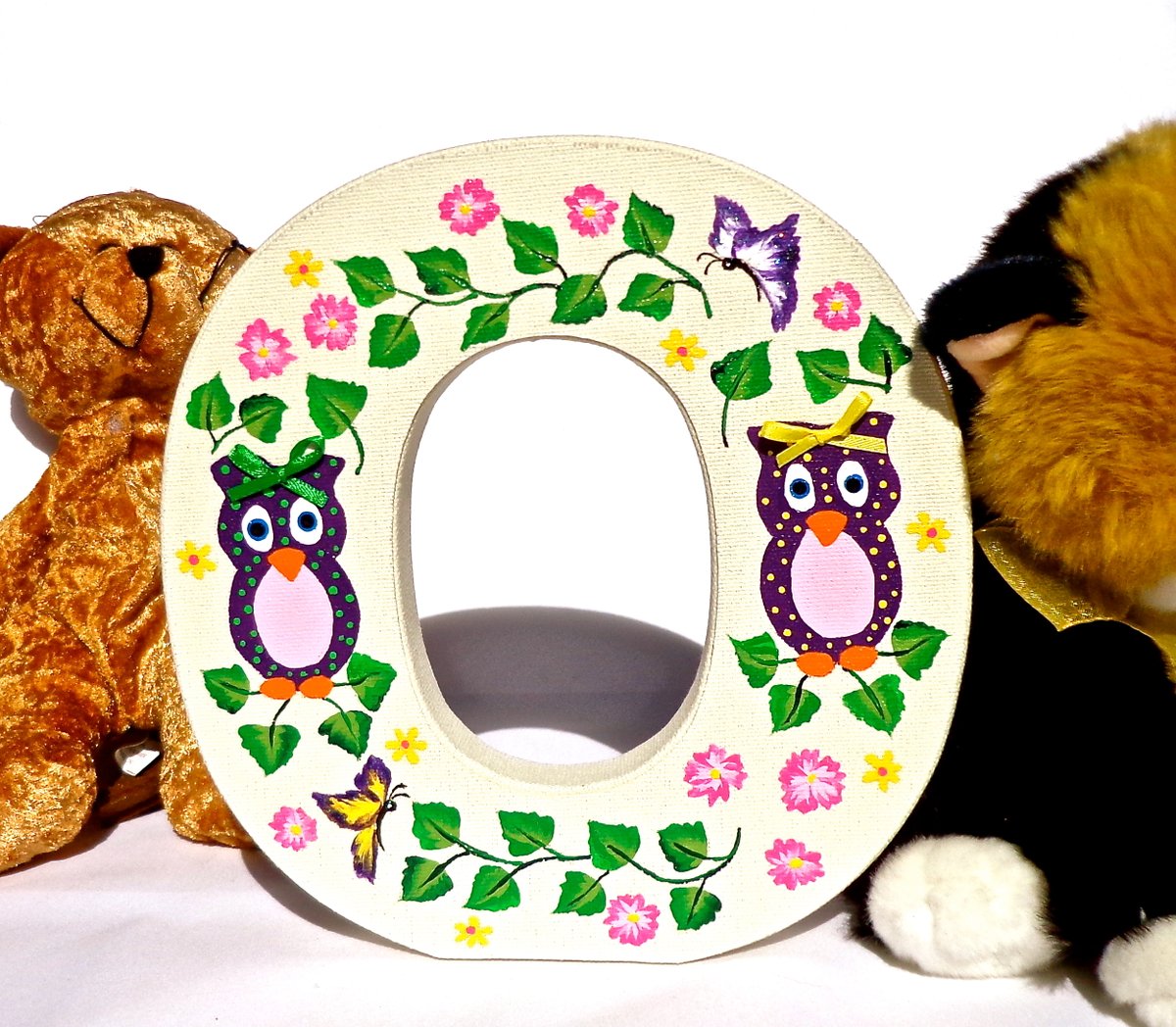 ipaintitpretty's tweet image. Nursery monogram etsy.com/listing/255280… #nurserymonogram #newbabygift #wallart #TMTinsta #girlsroomdecor #babygirlgift #paintedinitial #freeshipping #purpleowls