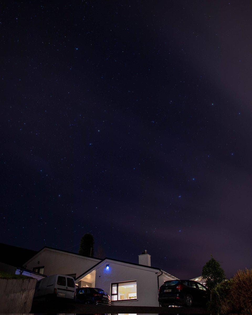 barrymacca85's tweet photo. Day 359 - Starry Night in Milford

Playing around with a long exposure on a clear night brings out an insane amount of stars. https://t.co/CAkQFsMAnJ