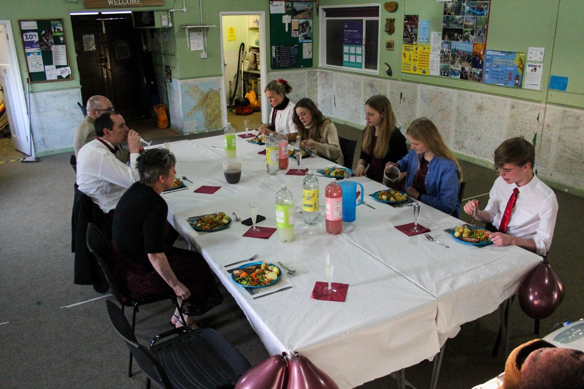 2ndExeterScouts's tweet photo. We waved farewell to 5 very smart looking scouts at our end of term leavers banquet. A three course meal followed by a trip down memory lane, with a video montage looking back at their 4 years with us. What an adventure its been!
#DevonScouts #Skills4Life https://t.co/5wlWp8dVhB